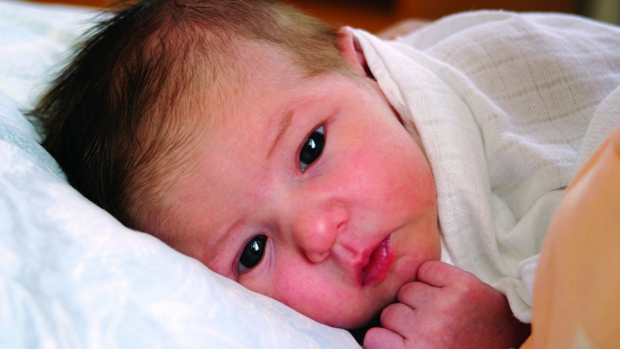 První dítě nového roku se v Praze narodilo minutu po půlnoci - obrázek